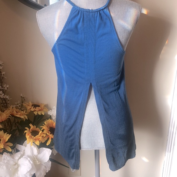 Others Follow Blue Star Split Back Tank. Size XS - Picture 2 of 2